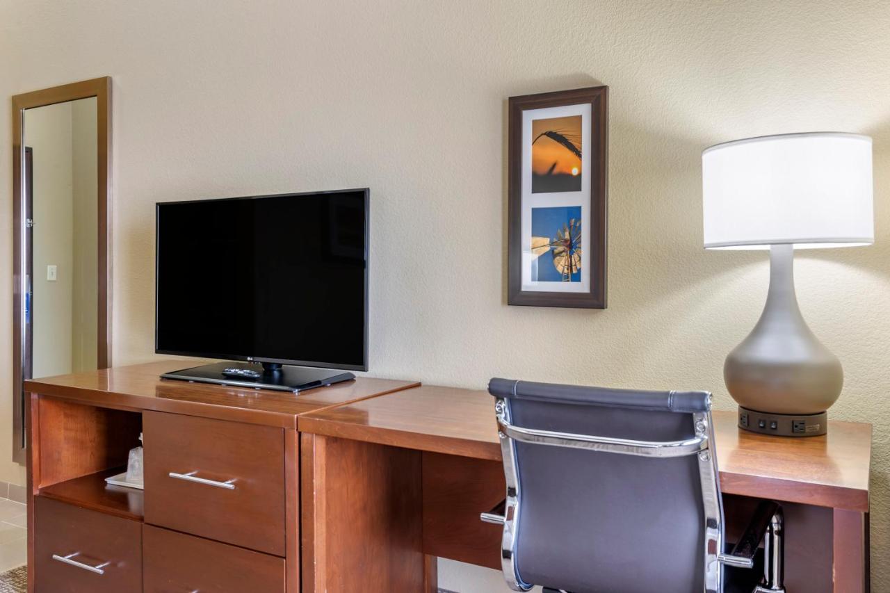 Comfort Inn & Suites Augusta Dış mekan fotoğraf