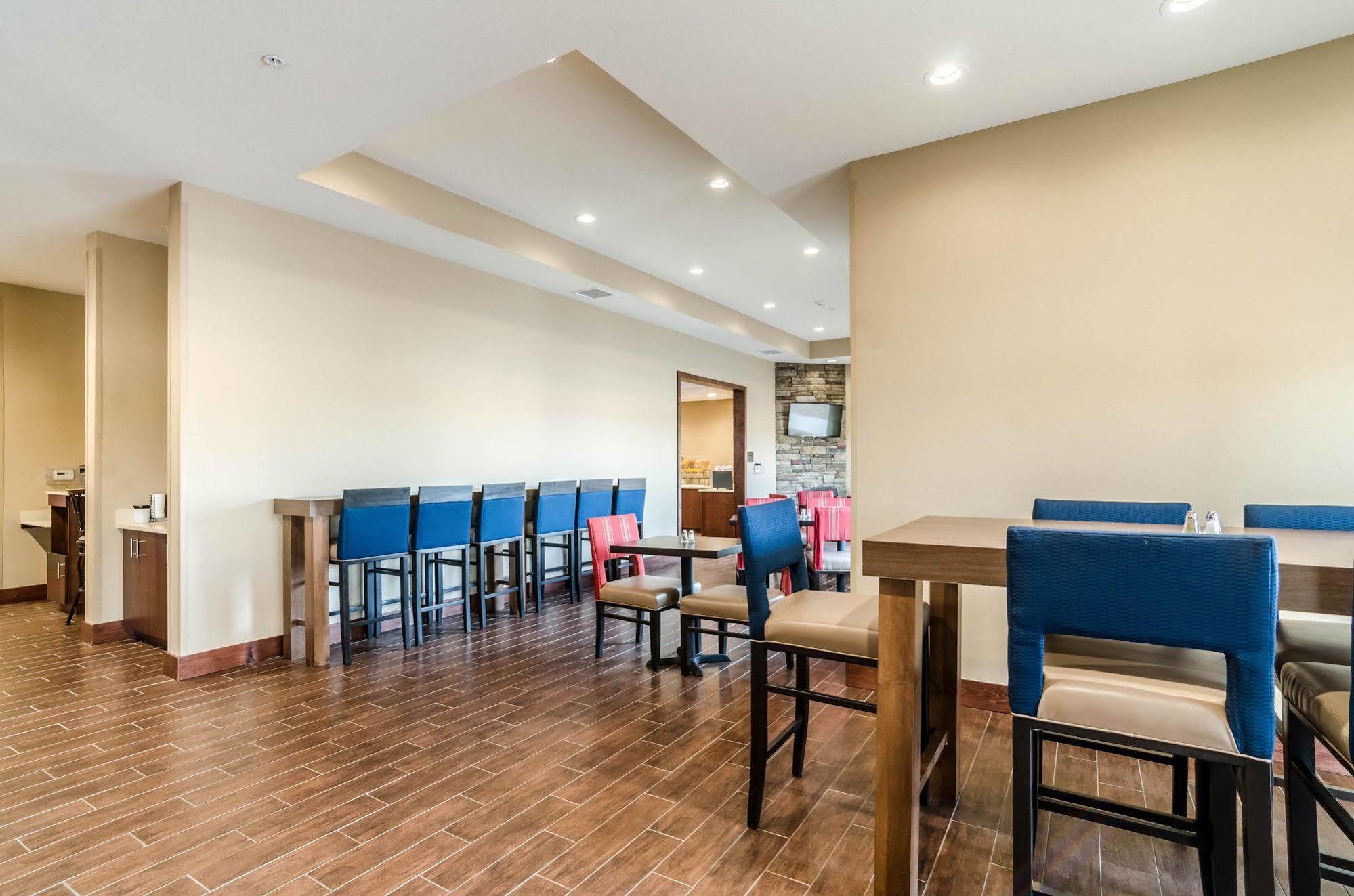 Comfort Inn & Suites Augusta Dış mekan fotoğraf